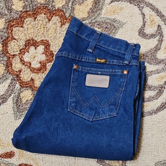 WRANGLER Jeans - Men's 35x32 - NWOT! - Picture 1 of 7